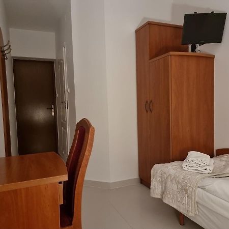 Hotel Jola Września Eksteriør billede