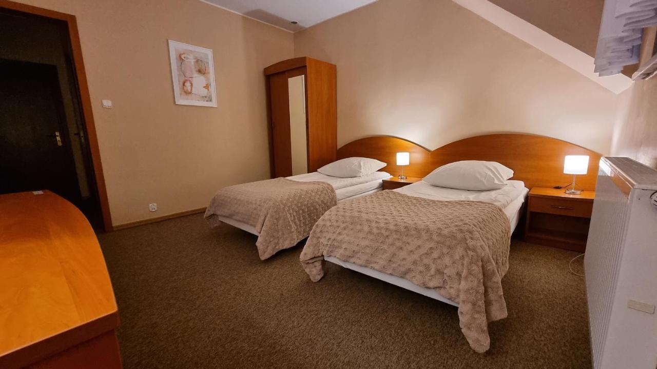 Hotel Jola Września Eksteriør billede